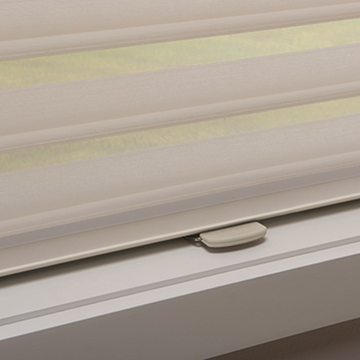 Shown with Cordless Lift