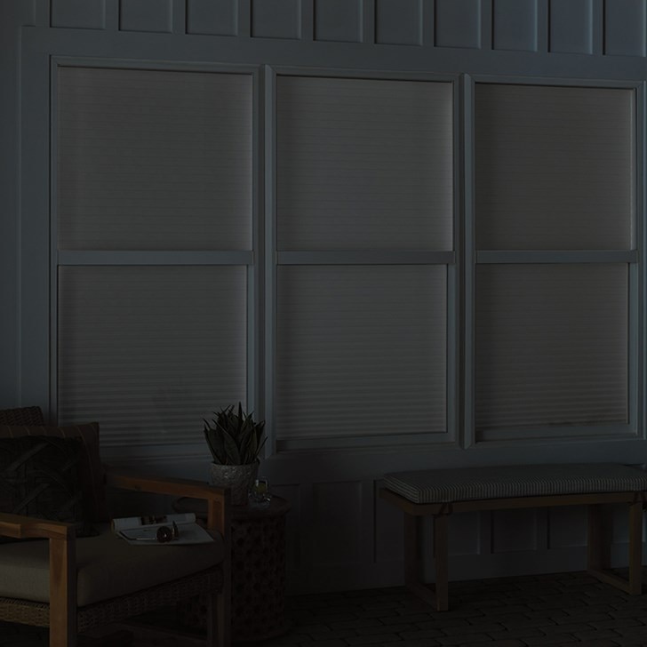 Color: Hideaway Arctic Bird