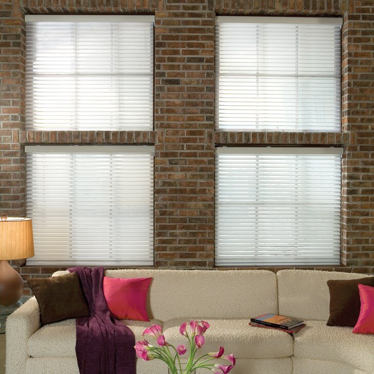 Note that louver vanes can only be tilted when the shade is fully lowered.