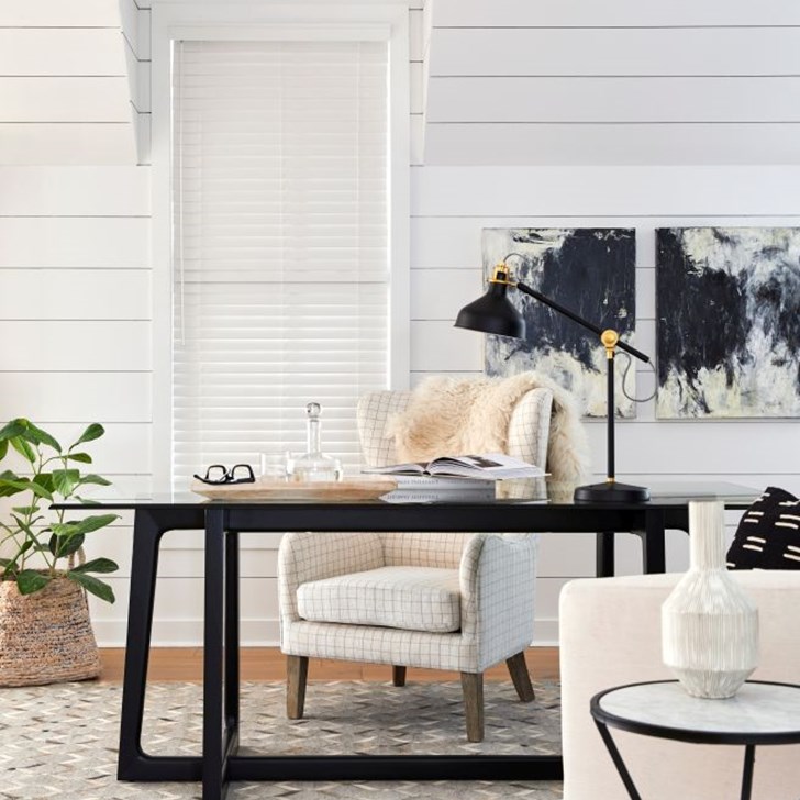 Shown in Classic White Cordless